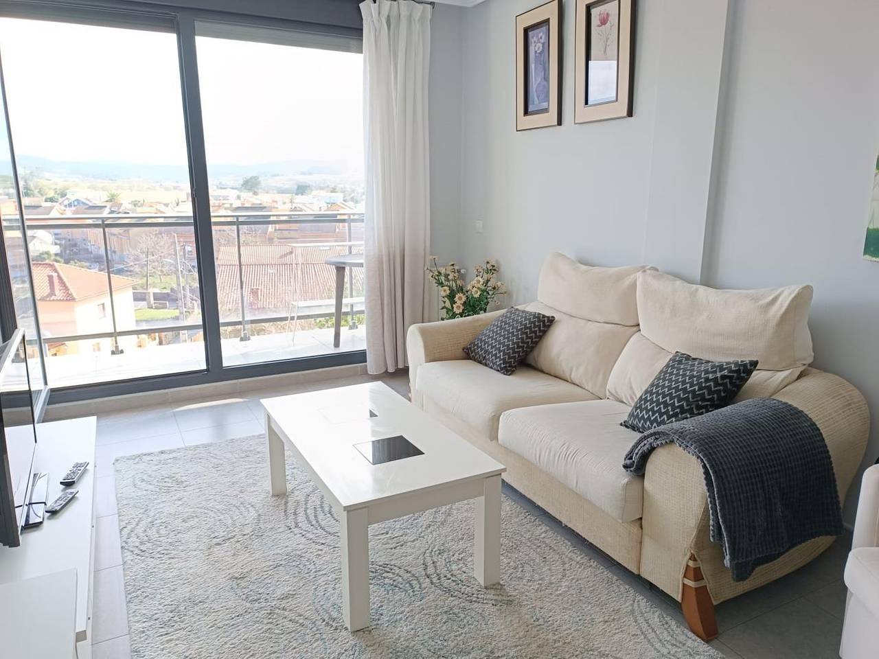 Appartement de vacances entier, Appartement de vacances pour 4 personnes avec balcon/terrasse in Cudón, Miengo