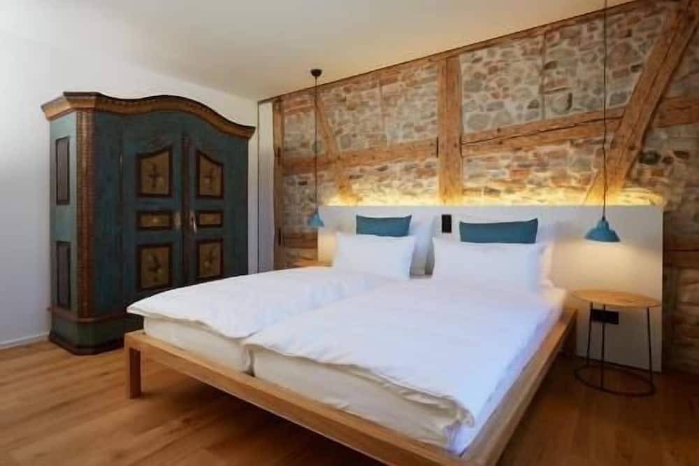 Ganze Wohnung, Familien-Apartment Sternen, 68qm, 2 Schlafzimmer, 1 Wohn-/Schlafzimmer, max. 6 Personen in Singen, Hegau