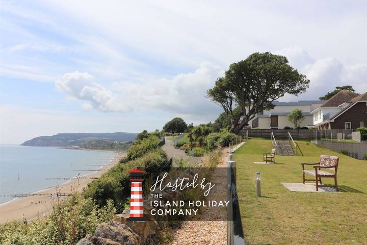 Apartment for 6 people, with ocean view and garden on the Isle of Wight