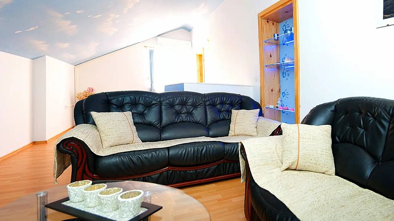 Ganze Ferienwohnung, Ferienwohnung für 9 Personen (87 m²) in Vodice in Vodice, Šibenik-Knin