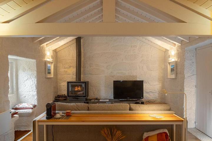 Location de vacances pour 4 personnes, avec terrasse et vue à Cabril