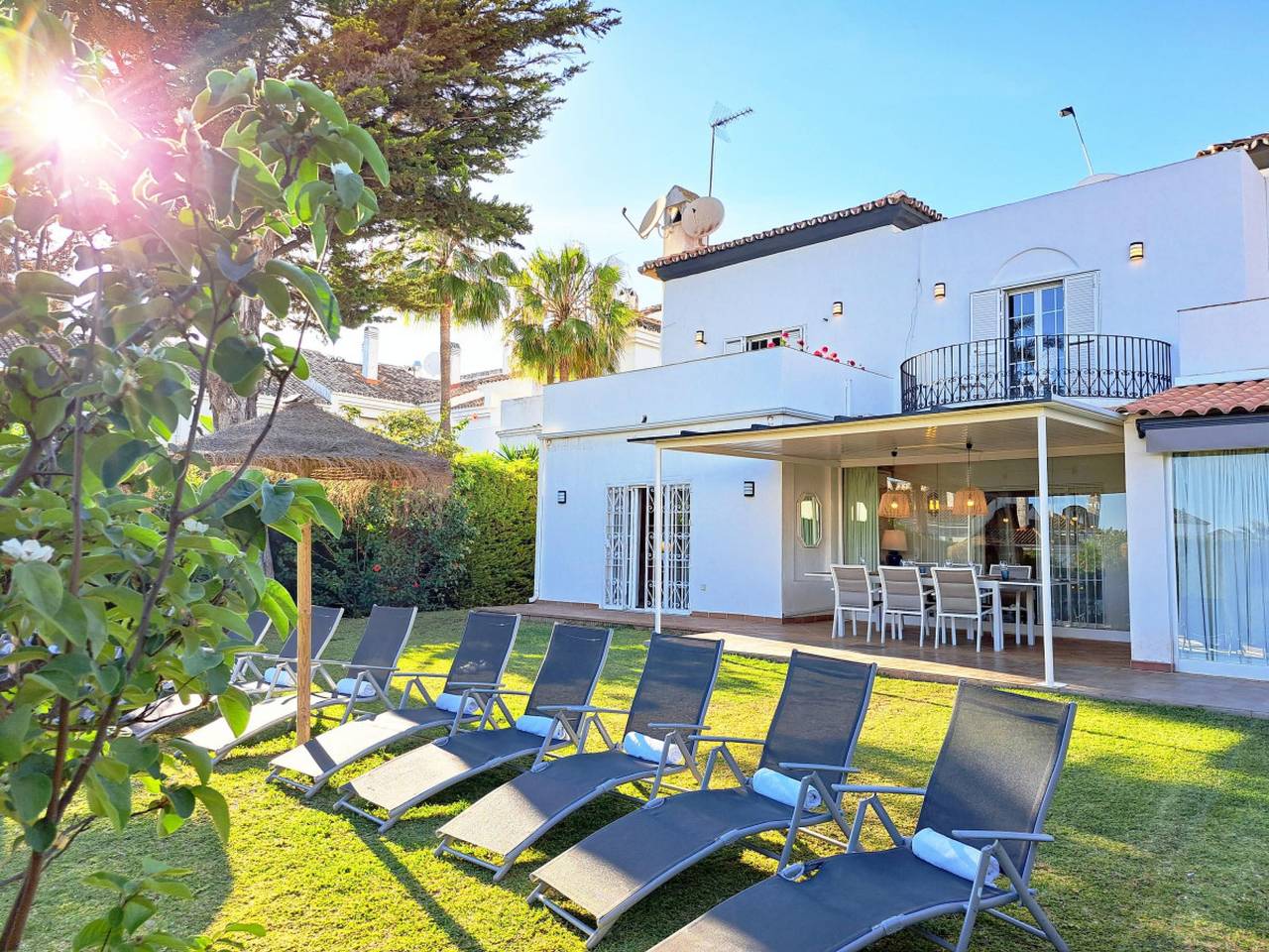 Villa voor 15 personen met zwembad in Marbella West, Marbella