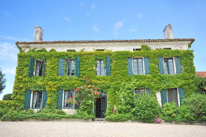 Gîte pour 4 personnes, avec Piscine à Pillac