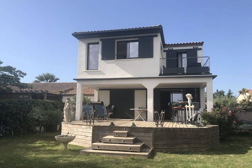 Family holiday home in Petite Camargue in Marsillargues, Côte d'Améthyste