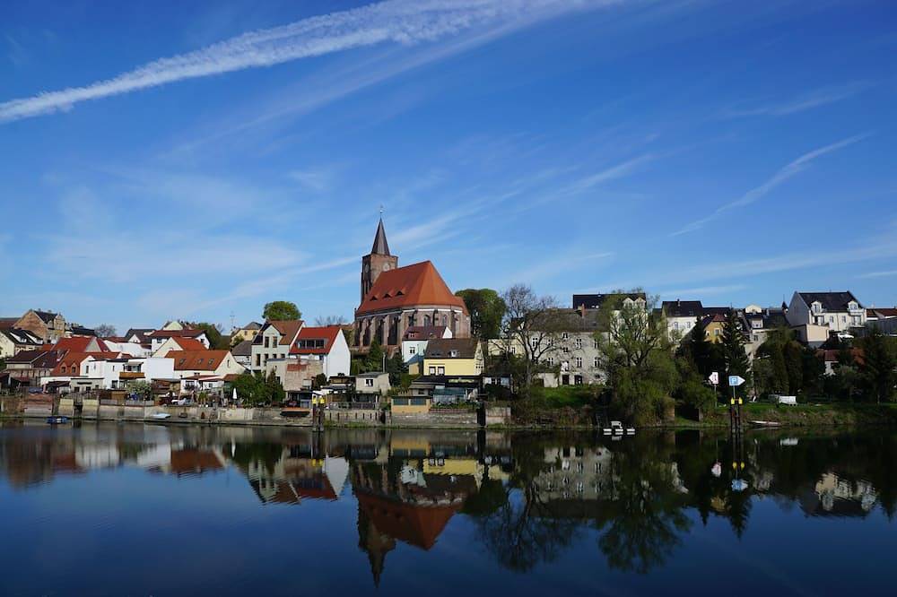 Ganze Wohnung, Ferienwohnung mit separatem Eingang in Eisenhüttenstadt, Region Oder - Spree