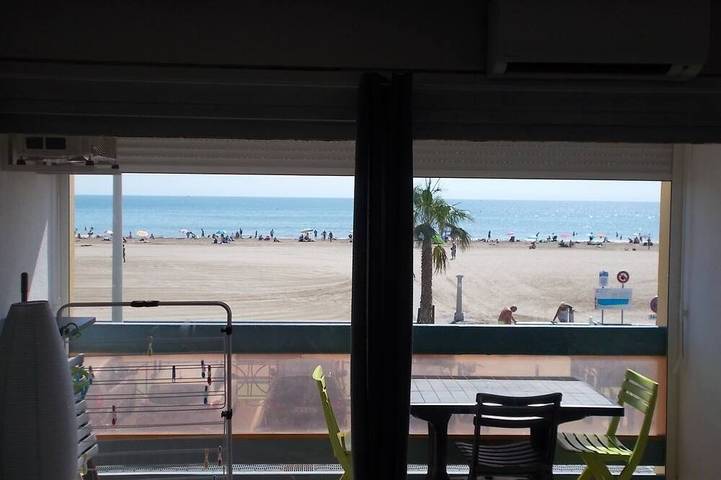 Location de vacances pour 6 personnes, avec balcon, animaux acceptés à Port-la-Nouvelle