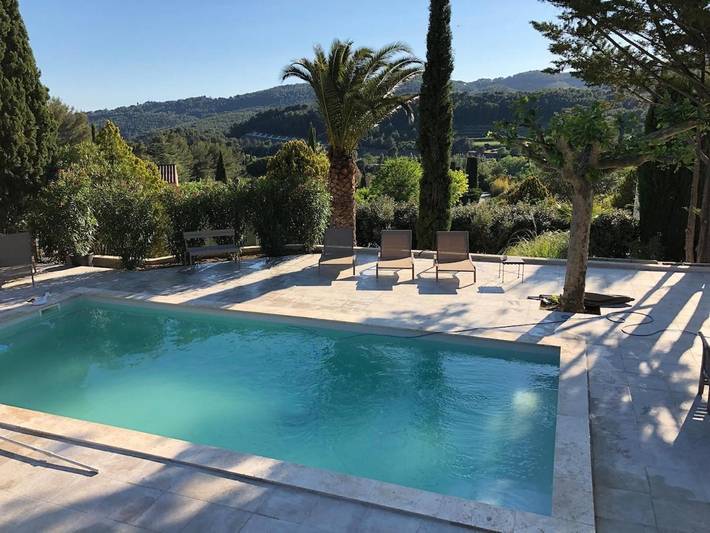Villa for 4 people, with garden and pool - 1