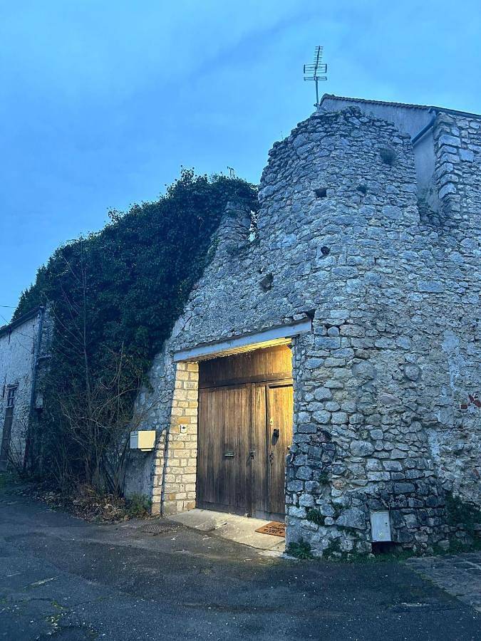 Location de vacances pour 4 personnes, avec jacuzzi et balcon à Nemours - 3