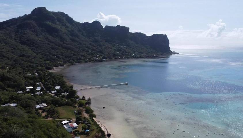 Location de vacances pour 2 personnes, avec terrasse ainsi que jardin et vue, animaux acceptés dans Maupiti - 2