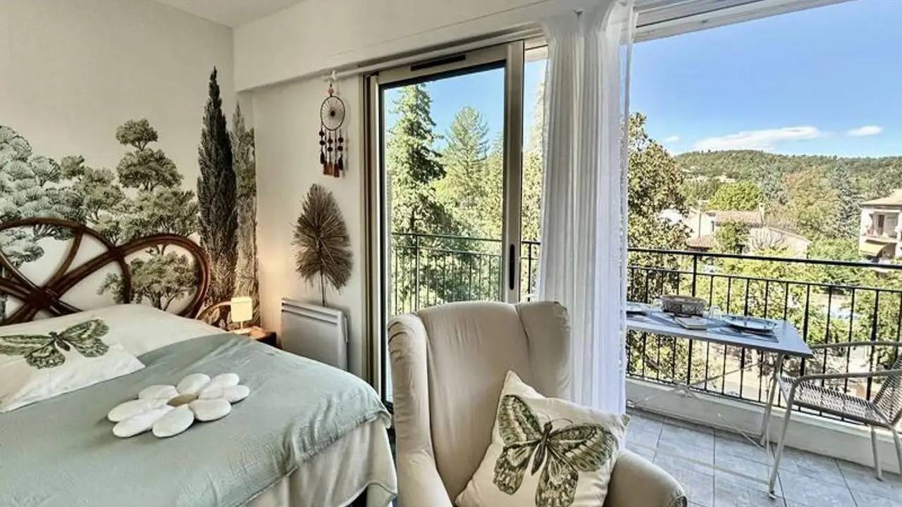 Apartamento vacacional entero, Ferienwohnung für 2 Personen (25 m²) in Gréoux-les-Bains in Gréoux-les-Bains, Alpes de Alta Provenza