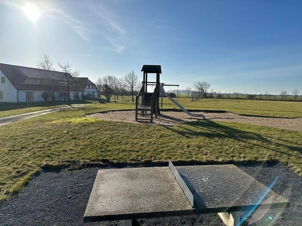 Ganze Ferienwohnung, Kapitänskajüte am Bakenberg in Nonnevitz, Dranske