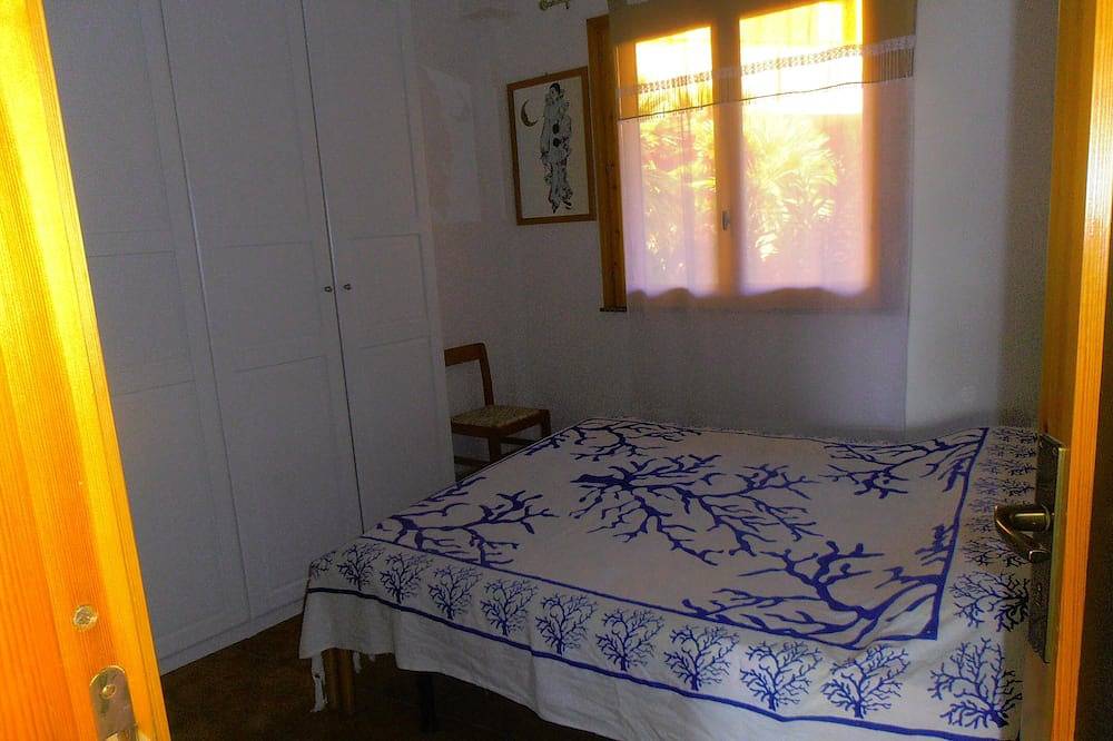 Appartement entier, Appartement panoramique avec grand patio à Vulcano in Vulcano