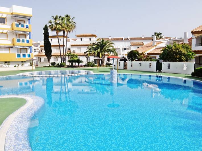 Apartamento de vacaciones para 9 personas, con jardín y terraza - 1