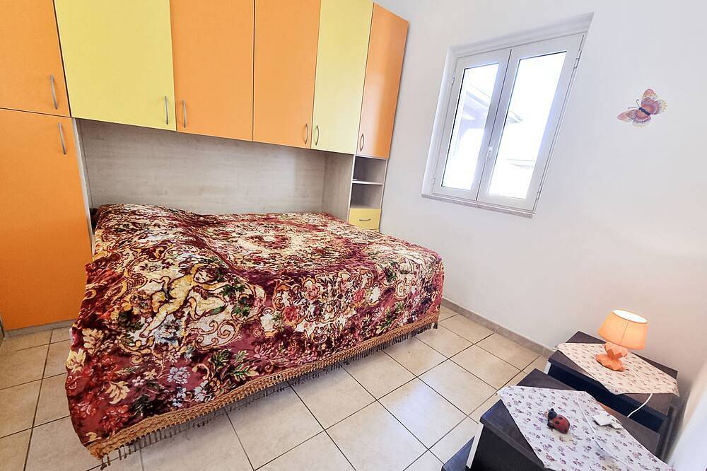 Ganze Wohnung, Seafront villa Rossella with veranda p car in Porto Cesareo, Golf von Tarent