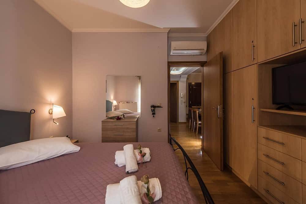 Paris Family Villa!!! in Machairado, Zakynthos
