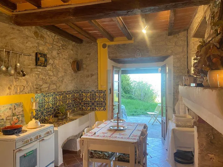 Casa de vacaciones para 5 personas, con vistas además de piscina y jardín - 1