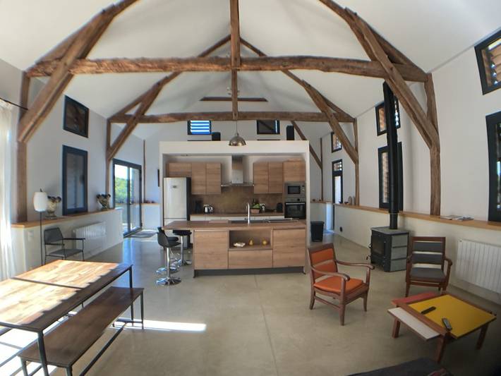 Gîte pour 6 personnes, avec piscine et jardin ainsi que terrasse et vue sur le lac à Veyrines-de-Domme - 2