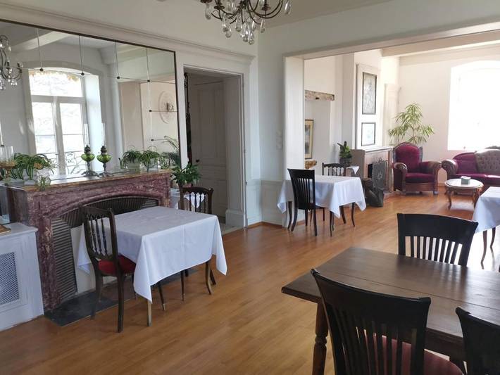 Gîte pour 2 personnes, avec vue ainsi que terrasse et jardin à Saint-Genix-sur-Guiers - 3