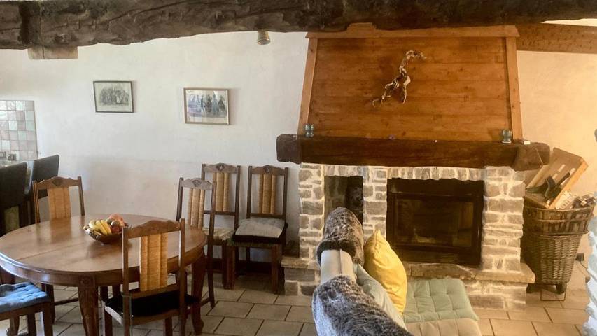 Location de vacances pour 6 personnes, avec vue et jardin, animaux acceptés à Saint-Martin-de-Queyrières