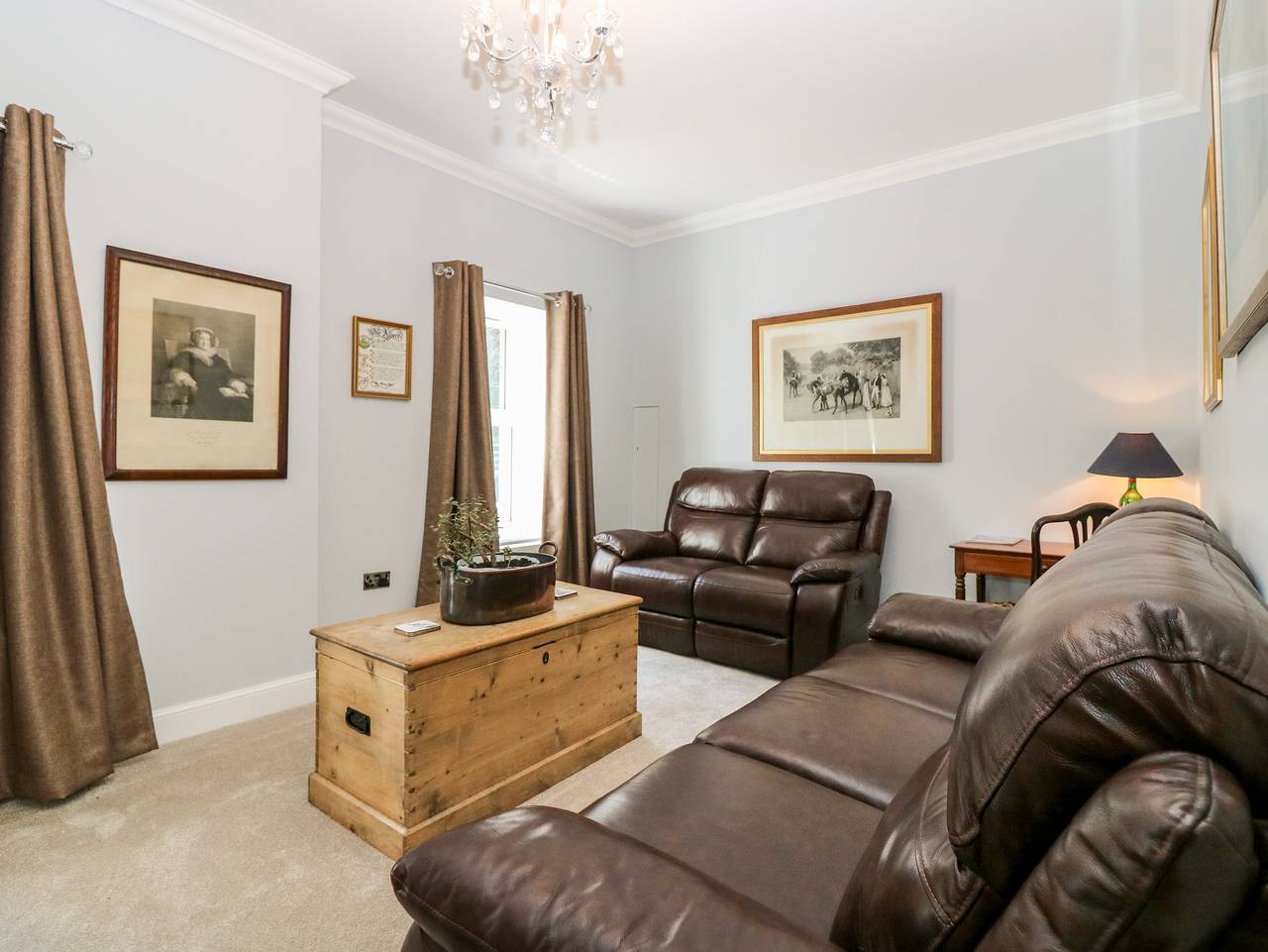 Courtyard Cottage in Angus