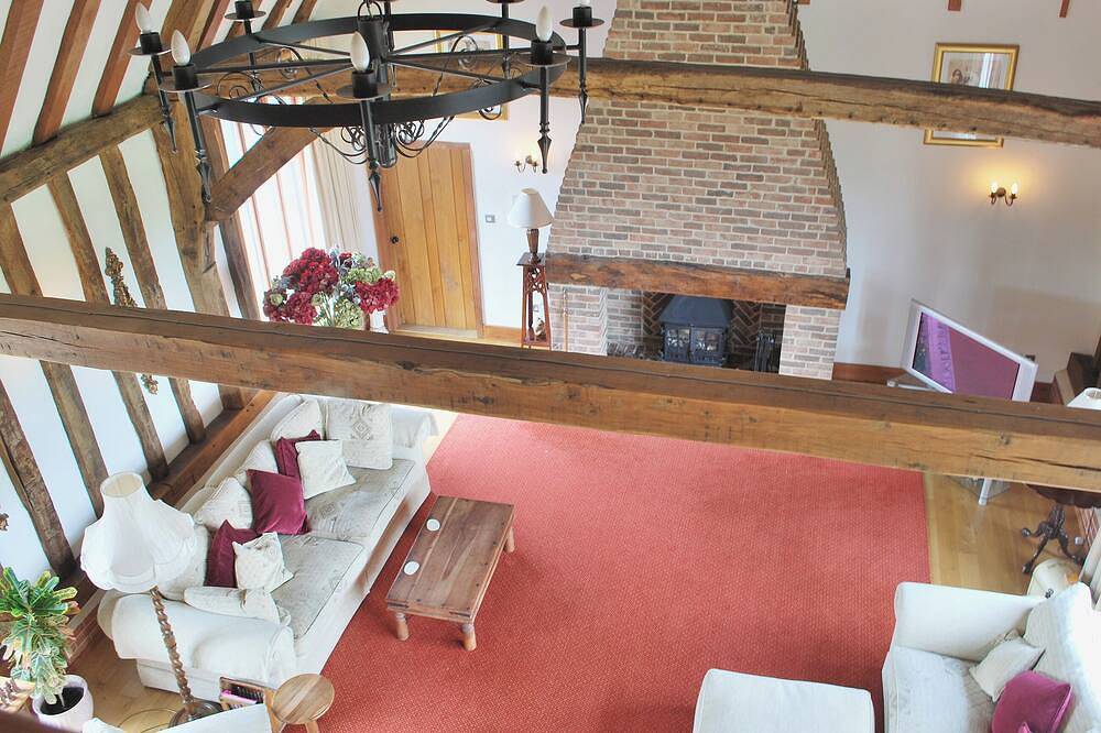 8 bedroom accommodation in Badley, near Needham Market in Suffolk