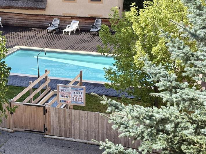 Gîte pour 6 personnes, avec piscine et balcon à Arvieux - 2