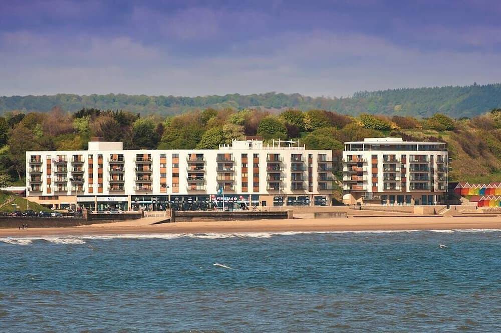 Entire apartment, 2 Bedroom Non Sea View Apartment in Scarborough, North York Moors National Park