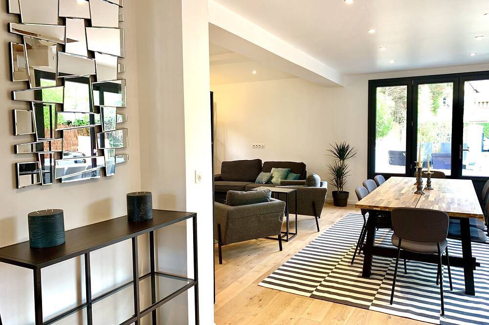 Modern Villa with 4 bedrooms and 3 bathrooms close to the beach in Benerville-sur-Mer, Lisieux region
