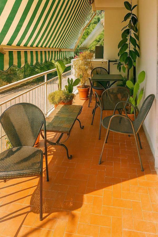 B&b per 5 persone, con giardino e panorama, con animali domestici in Alassio