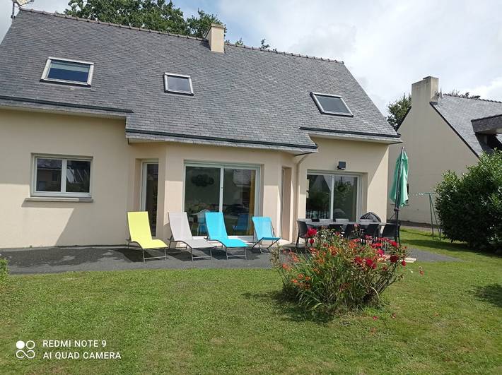 Gîte pour 9 personnes, avec terrasse dans Plage Kerleven - 2