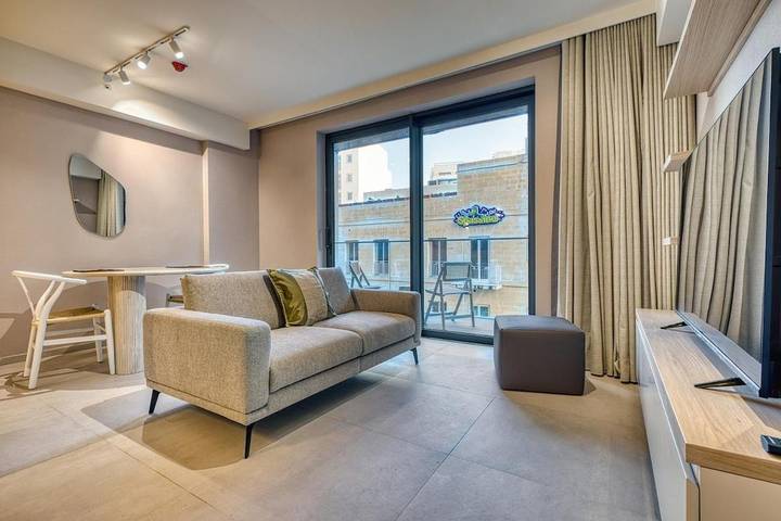 Vakantieappartement voor 4 personen, with sauna and balkon as well as zwembad in San Giljan