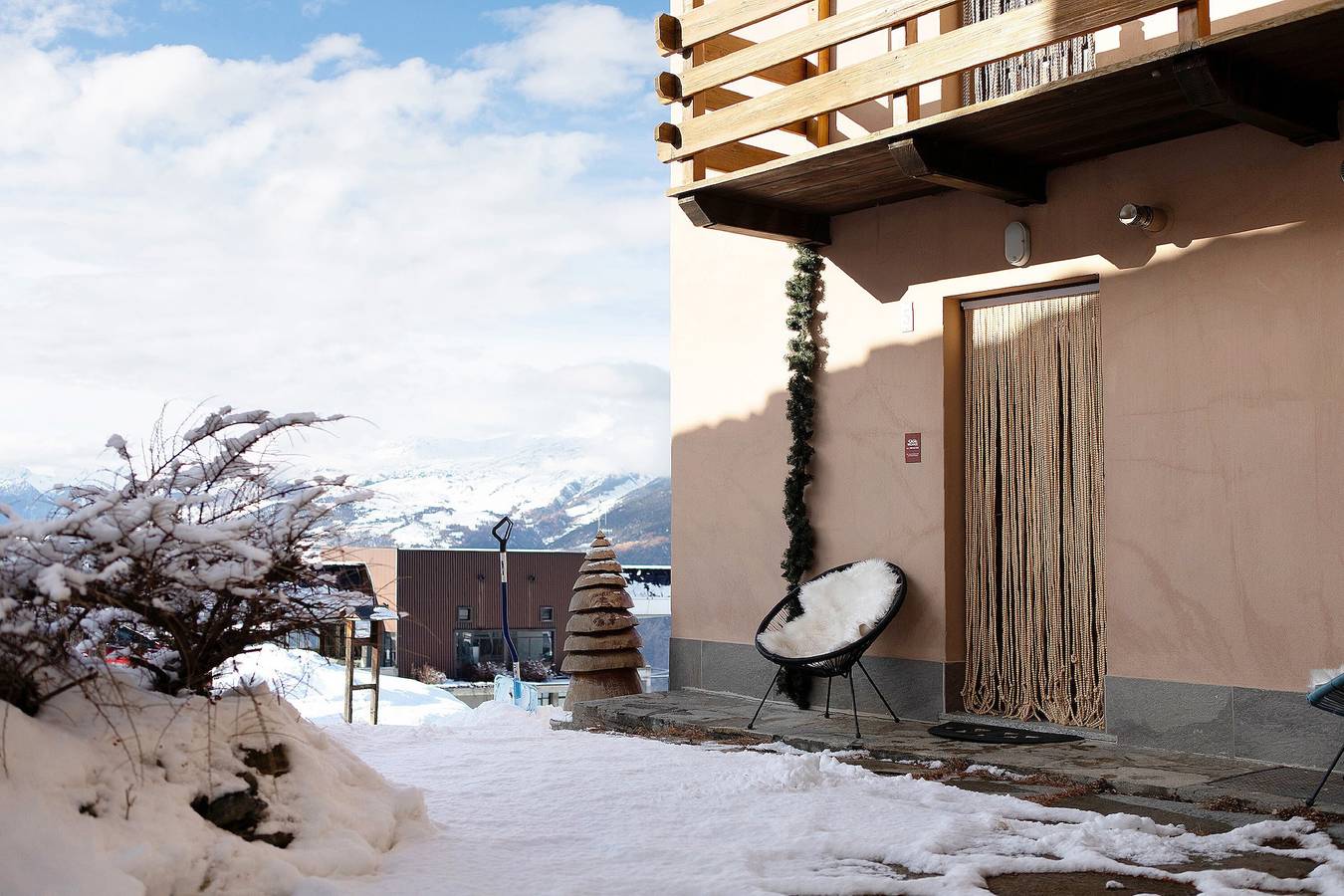 Geheel appartement, Appartement 'Appartamento Pila Vacanze' met Uitzicht op de Bergen, Gedeelde Tuin en Wi-Fi in Plan Praz (Gressan), Comune di Gressan