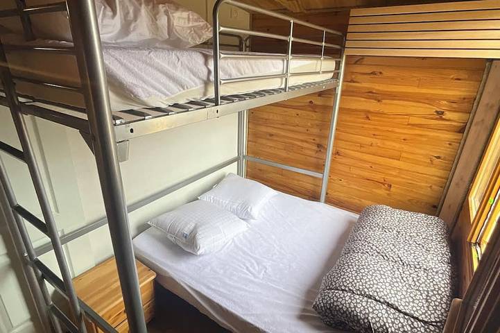 Gîte pour 6 personnes, avec jardin à Camurac - 4