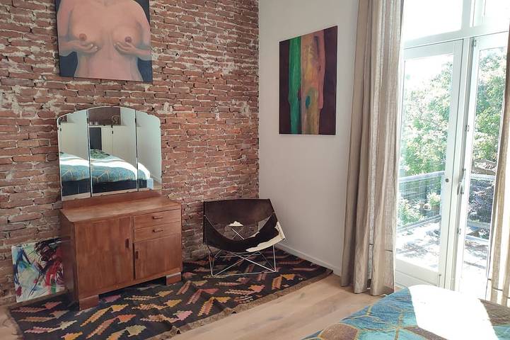 Large, luxurious family home in Haarlem, close to the city, the beach, and Amsterdam. in Haarlem, Mar del Norte Holanda