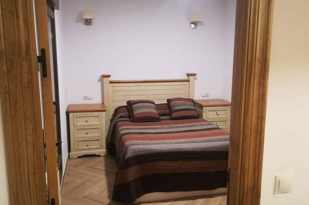 Cottage La Covatilla Iv Refuge *** for 6 people in La Hoya, Salamanca Province