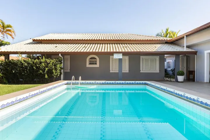 Casa de vacaciones para 13 personas, con balcón y vistas además de piscina y jardín, Se admiten mascotas - 1