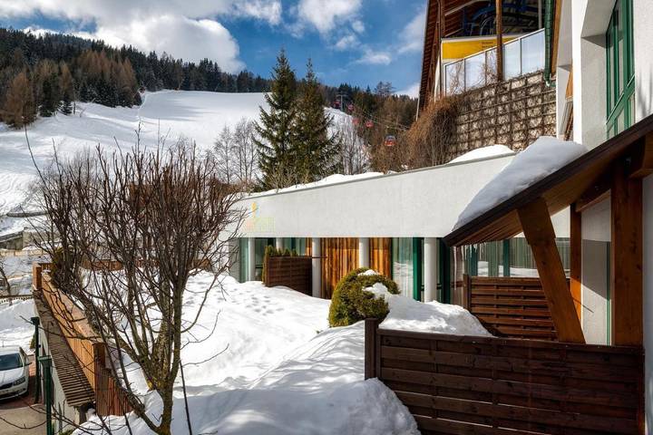 Ferienwohnung für 4 Personen, mit Sauna und Garten sowie Ausblick in Serfaus