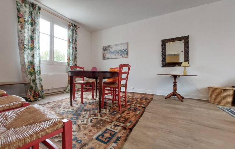 Gîte pour 6 personnes, avec jardin et terrasse, animaux acceptés à Le Château-d'Oléron - 4