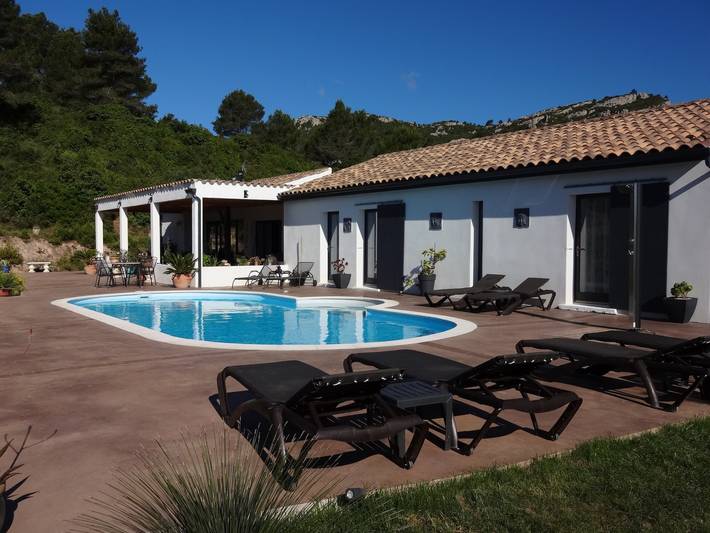 Location de vacances pour 6 personnes, avec jardin ainsi que bassin pour enfant et sauna, animaux acceptés à Thézan-des-Corbières - 2