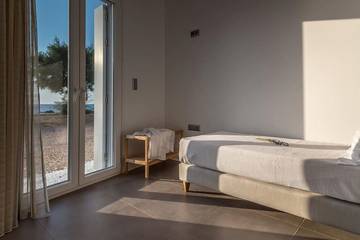 Apartment for 5 People in Milos, Cyclades, Photo 3