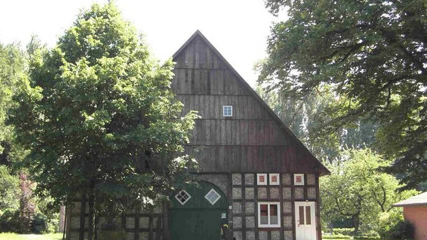 Ferienwohnung für 4 Personen, mit Garten und Sauna, mit Haustier in Halle (Westfalen)