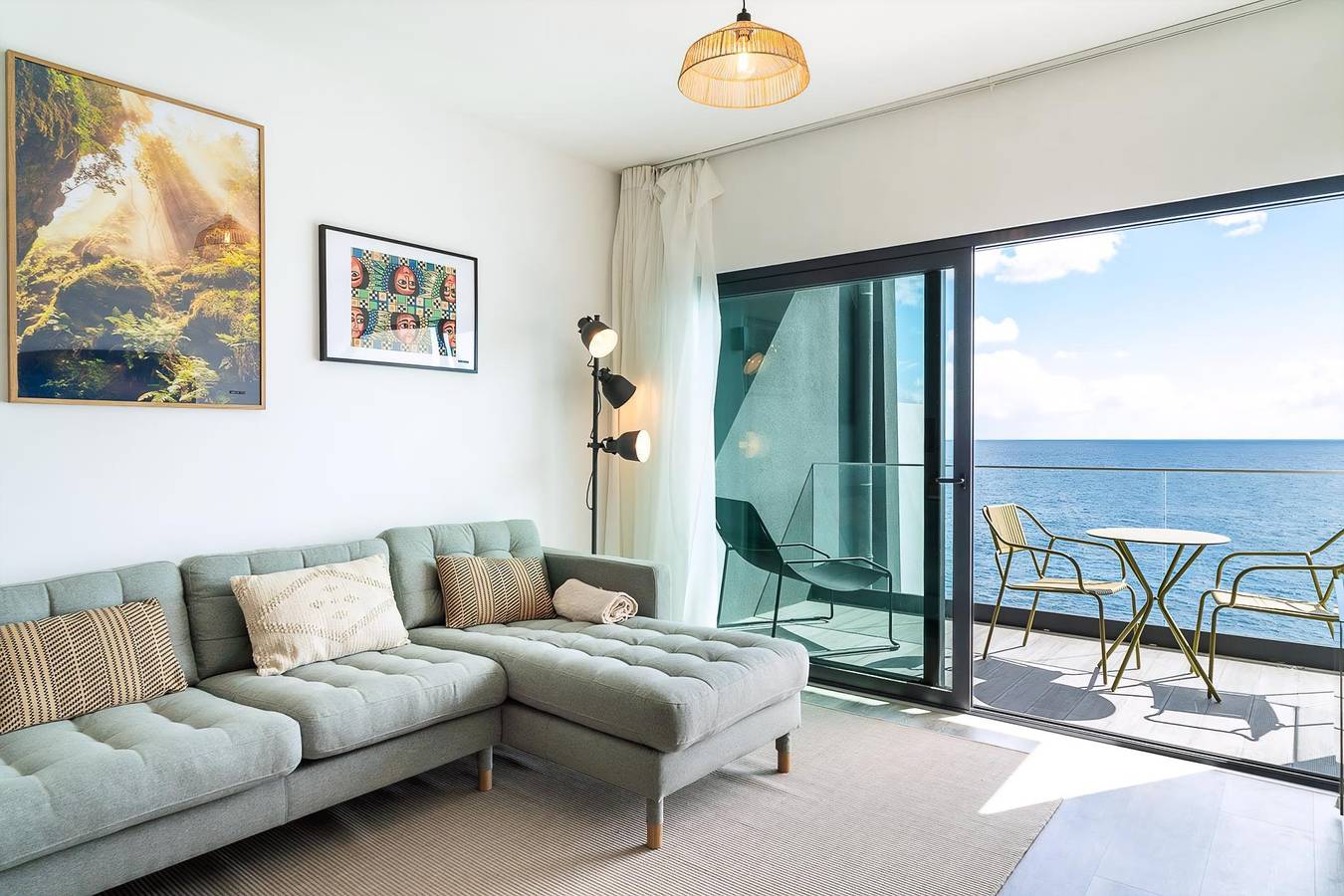 Apartamento inteiro, Guestready - Endless Ocean Views in Gaula, Madeira