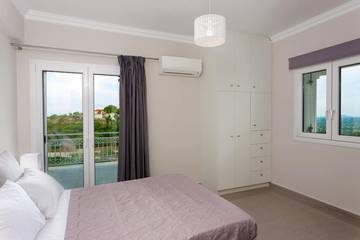 Apartment for 6 People in Alykes, Zakynthos, Photo 1
