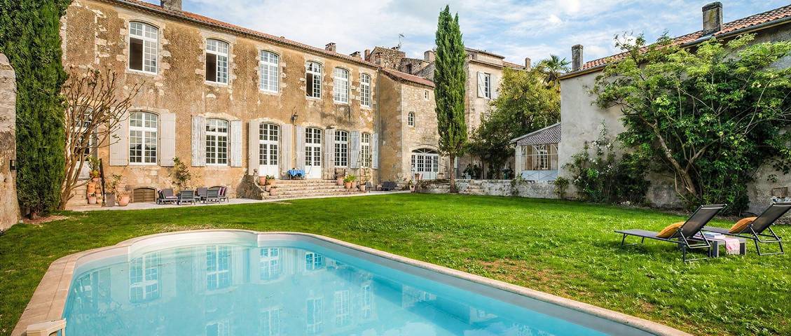 Chalet para 15 personas con piscina in Condom, Gers