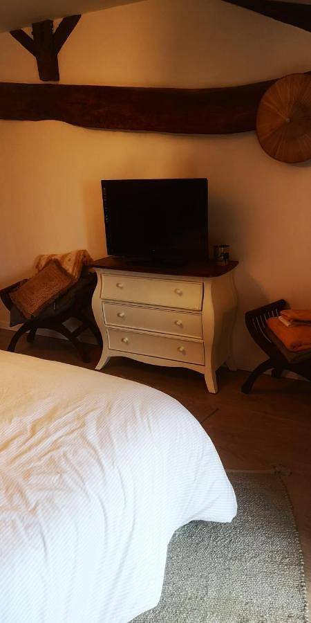 Gîte pour 2 personnes, avec balcon ainsi que jardin et jacuzzi à Mouterre-Silly - 4