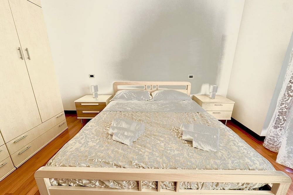 Appartamento intero, A 2 passi dal mare con terrazza, doppio climatizzatore - 4 posti letto in Le Naiadi (Pescara), Pescara