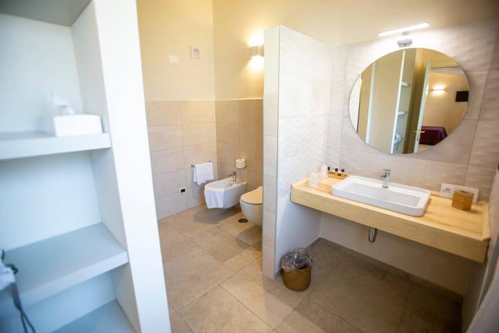 Hôtel pour 4 personnes, avec piscine ainsi que jardin et vue à Brindisi - 3