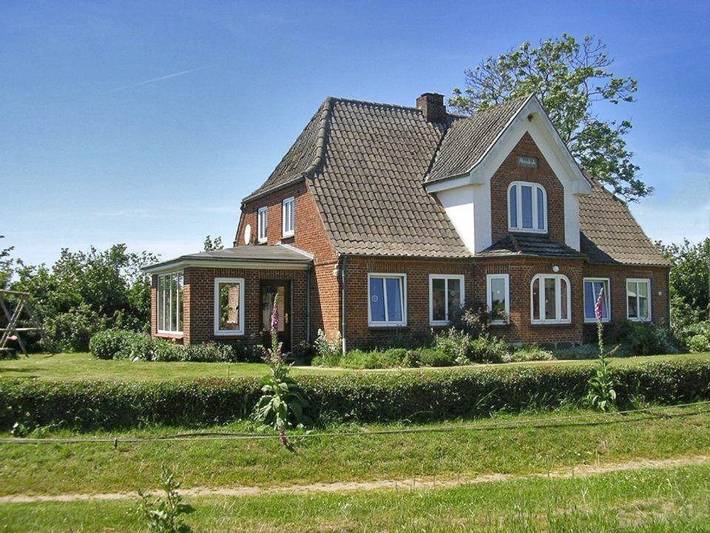 Ferienhaus für 8 Personen, mit Terrasse und Garten in Struxdorf