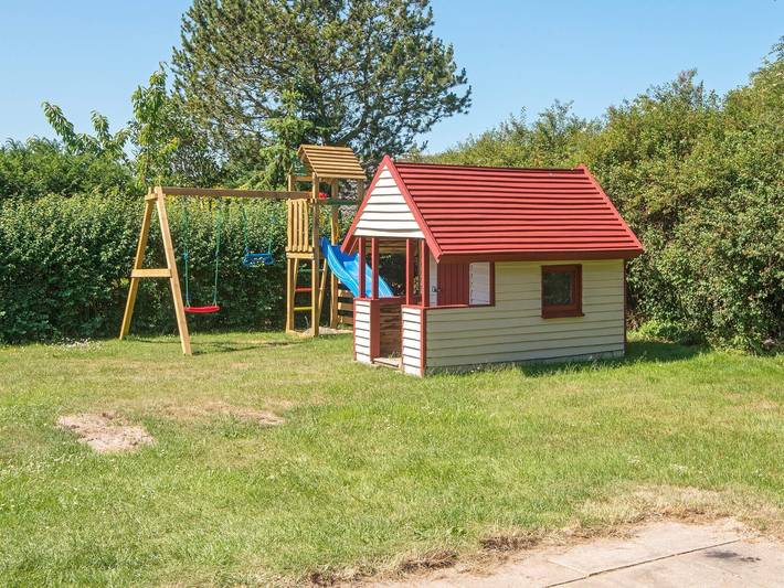 Ferienhaus für 10 Personen, mit Whirlpool und Terrasse sowie Pool und Sauna in Pøt Strandby - 3