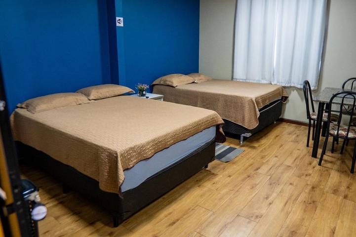 Casas e apartamentos de temporada para 4 pessoas, com piscina e jardim em Roraima